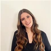 Licenciada en pedagogía infantil con énfasis en educación especial. Soy profesora de inglés con juegos  y manualidades para niños y adolescentes en la ciudad de Valencia.